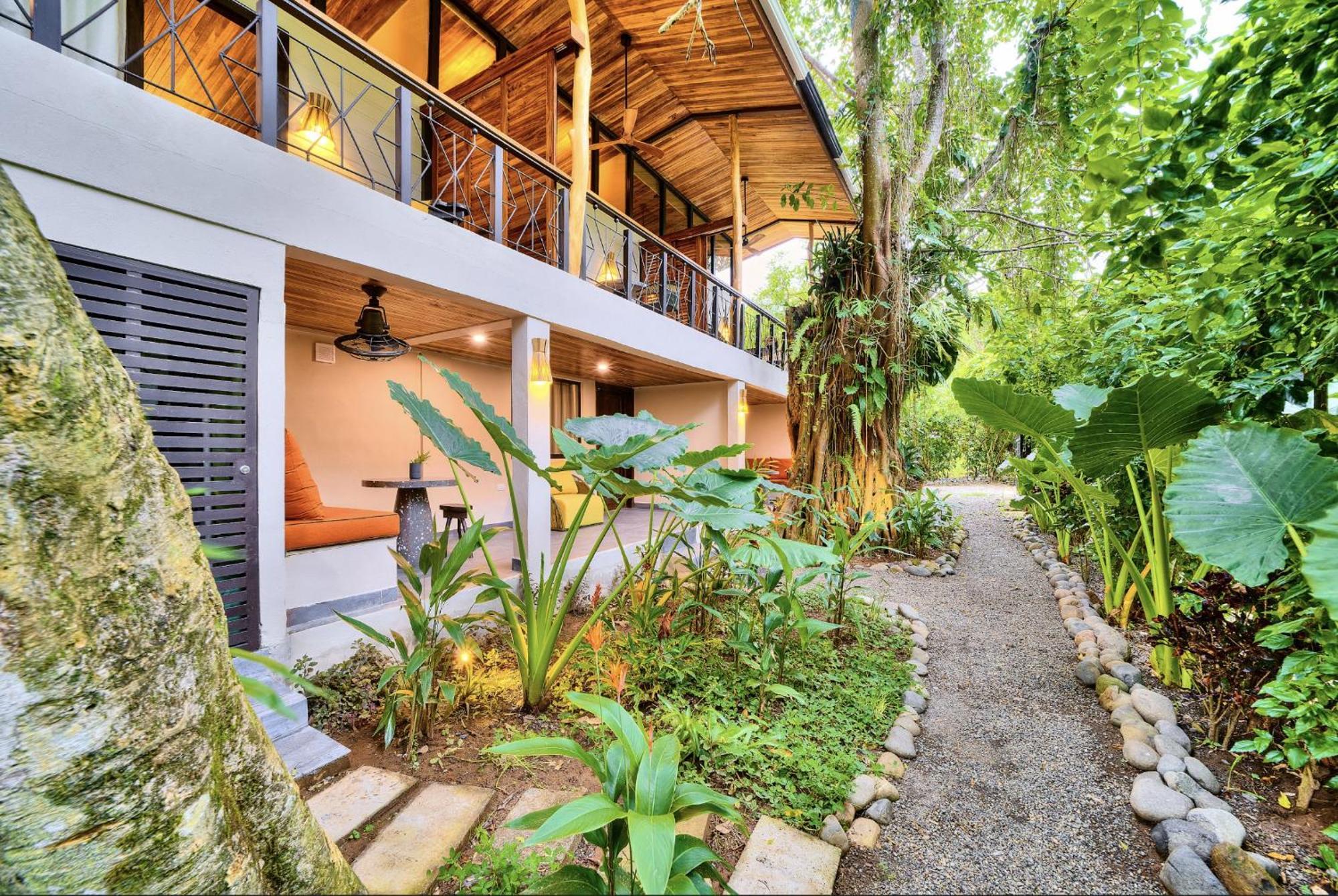 Conga Boutique Hotel Puerto Viejo de Talamanca ภายนอก รูปภาพ