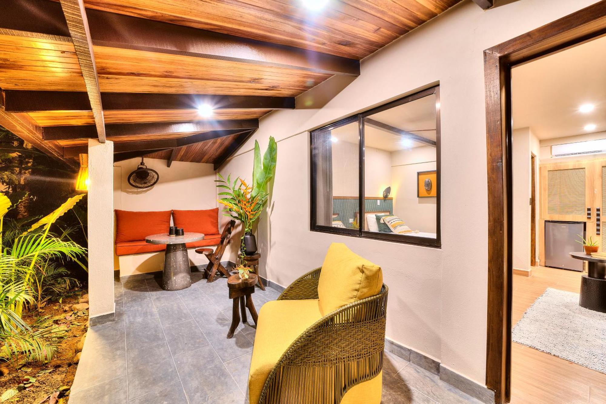 Conga Boutique Hotel Puerto Viejo de Talamanca ภายนอก รูปภาพ