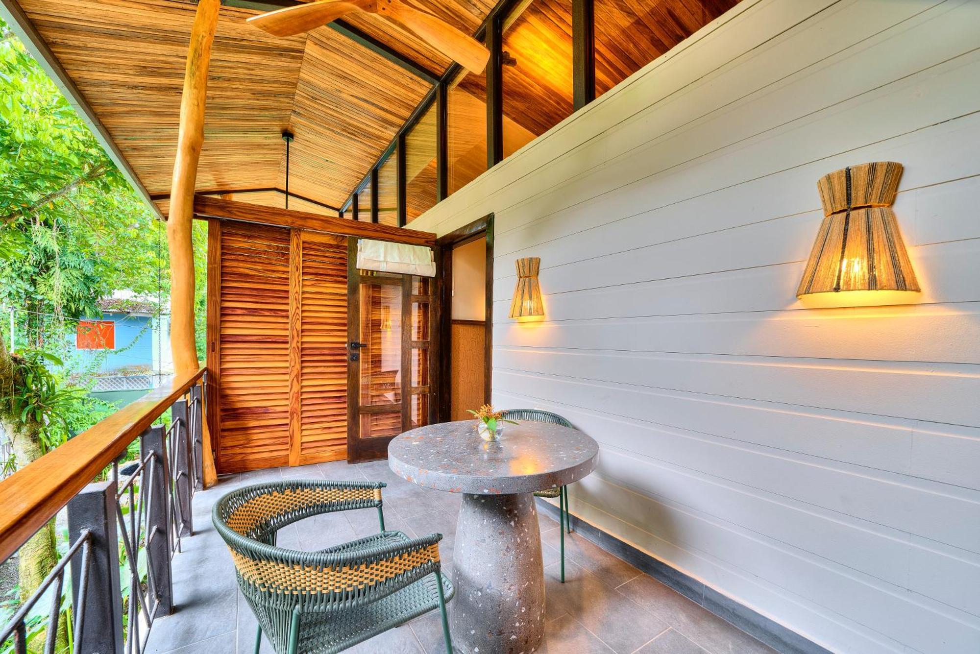 Conga Boutique Hotel Puerto Viejo de Talamanca ภายนอก รูปภาพ