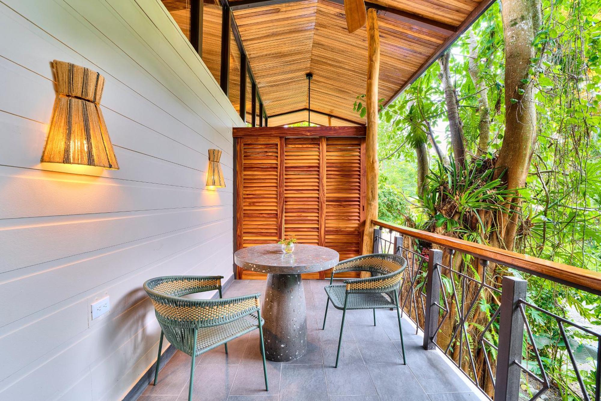 Conga Boutique Hotel Puerto Viejo de Talamanca ภายนอก รูปภาพ