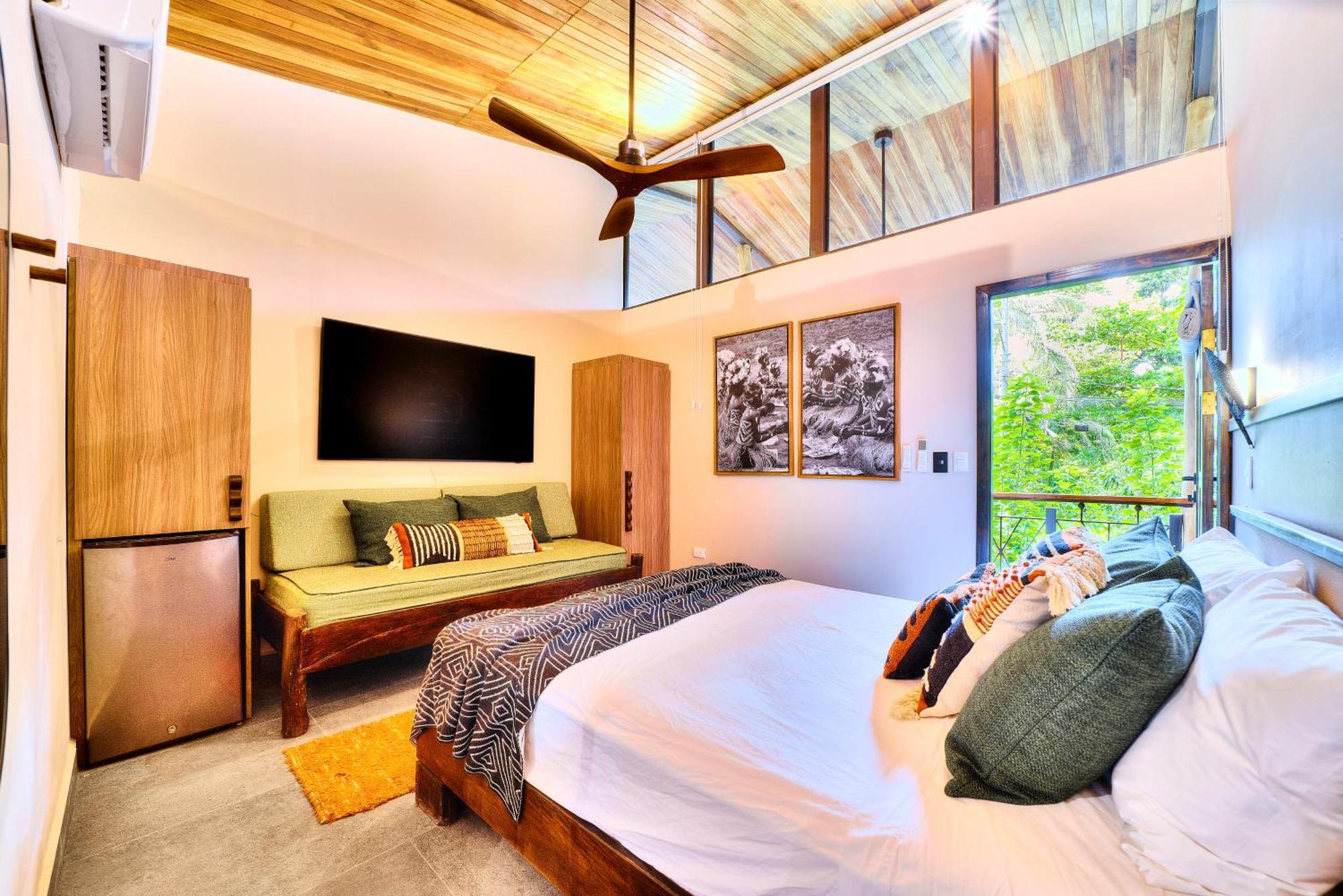 Conga Boutique Hotel Puerto Viejo de Talamanca ภายนอก รูปภาพ