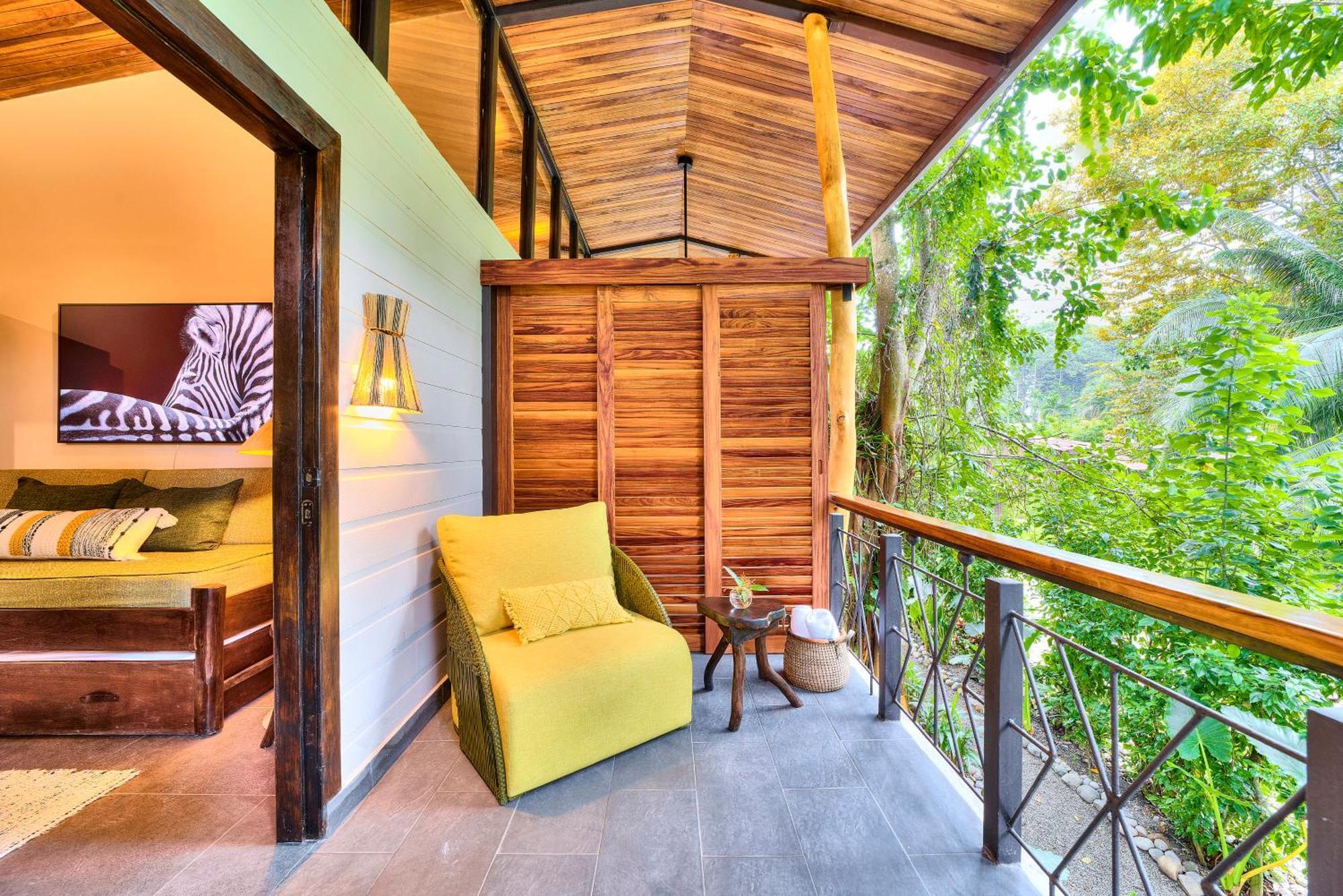 Conga Boutique Hotel Puerto Viejo de Talamanca ภายนอก รูปภาพ