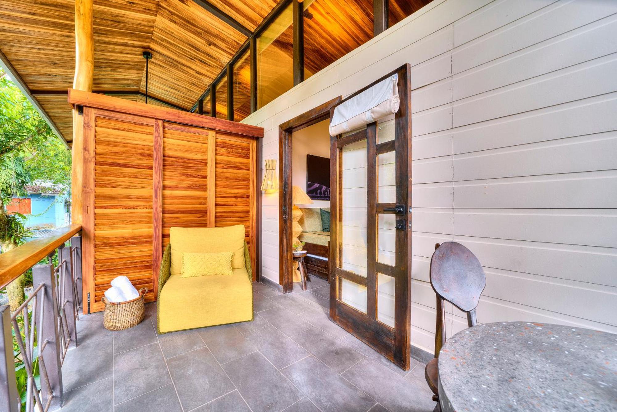 Conga Boutique Hotel Puerto Viejo de Talamanca ภายนอก รูปภาพ