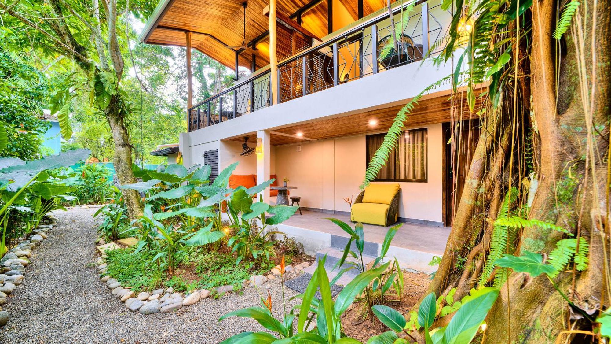 Conga Boutique Hotel Puerto Viejo de Talamanca ภายนอก รูปภาพ