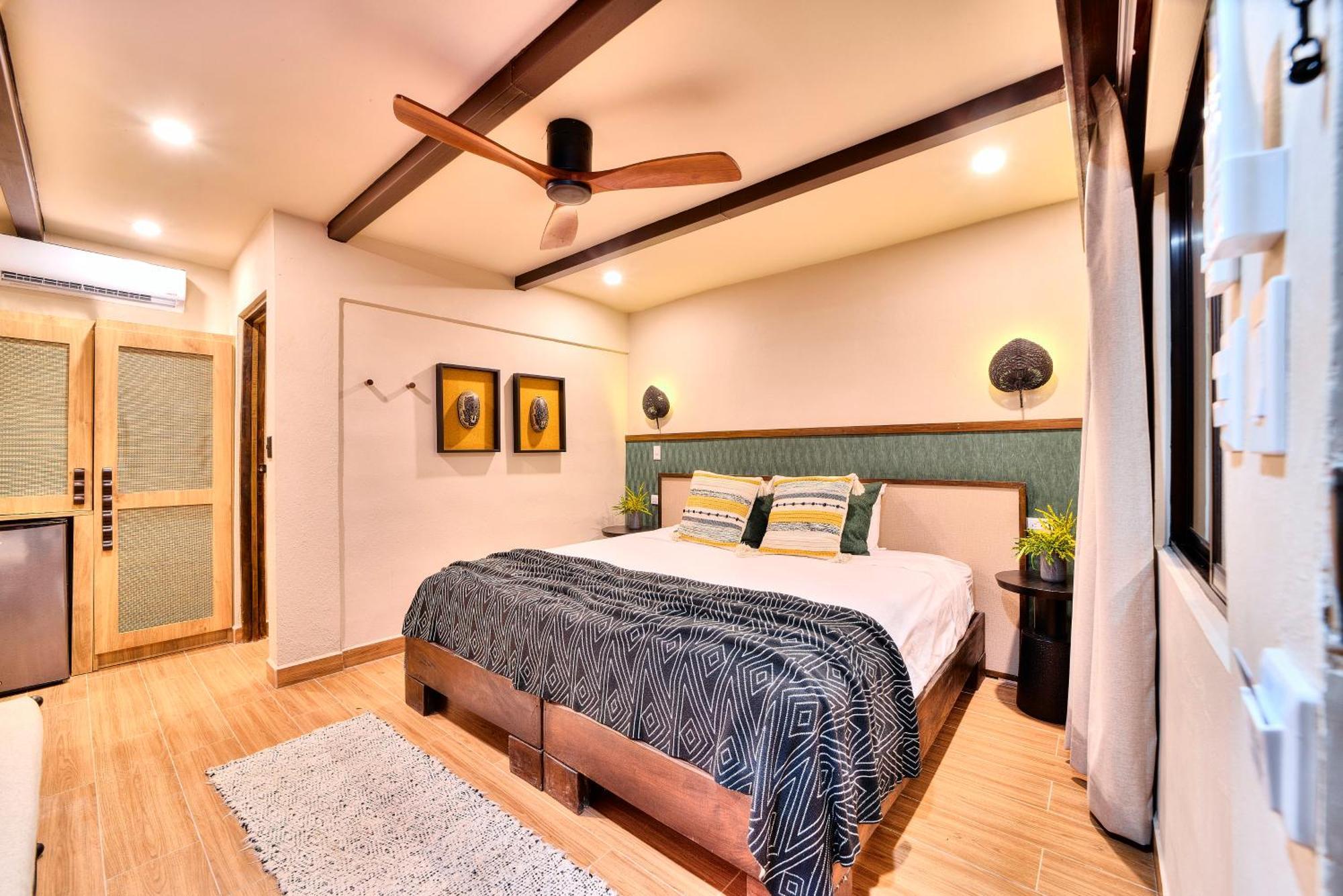 Conga Boutique Hotel Puerto Viejo de Talamanca ภายนอก รูปภาพ