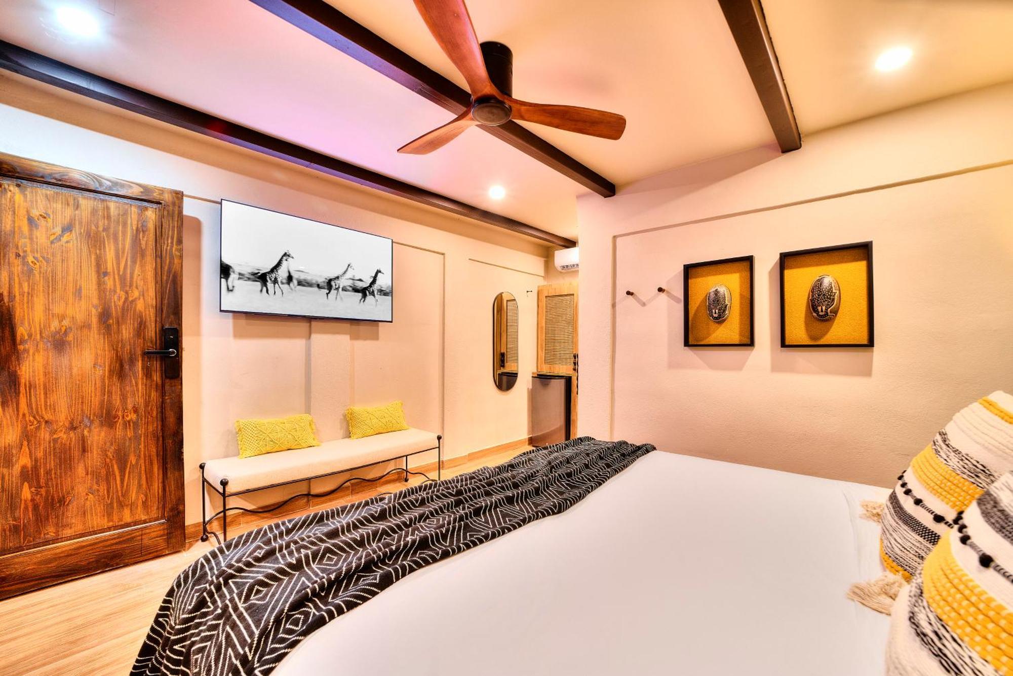Conga Boutique Hotel Puerto Viejo de Talamanca ภายนอก รูปภาพ