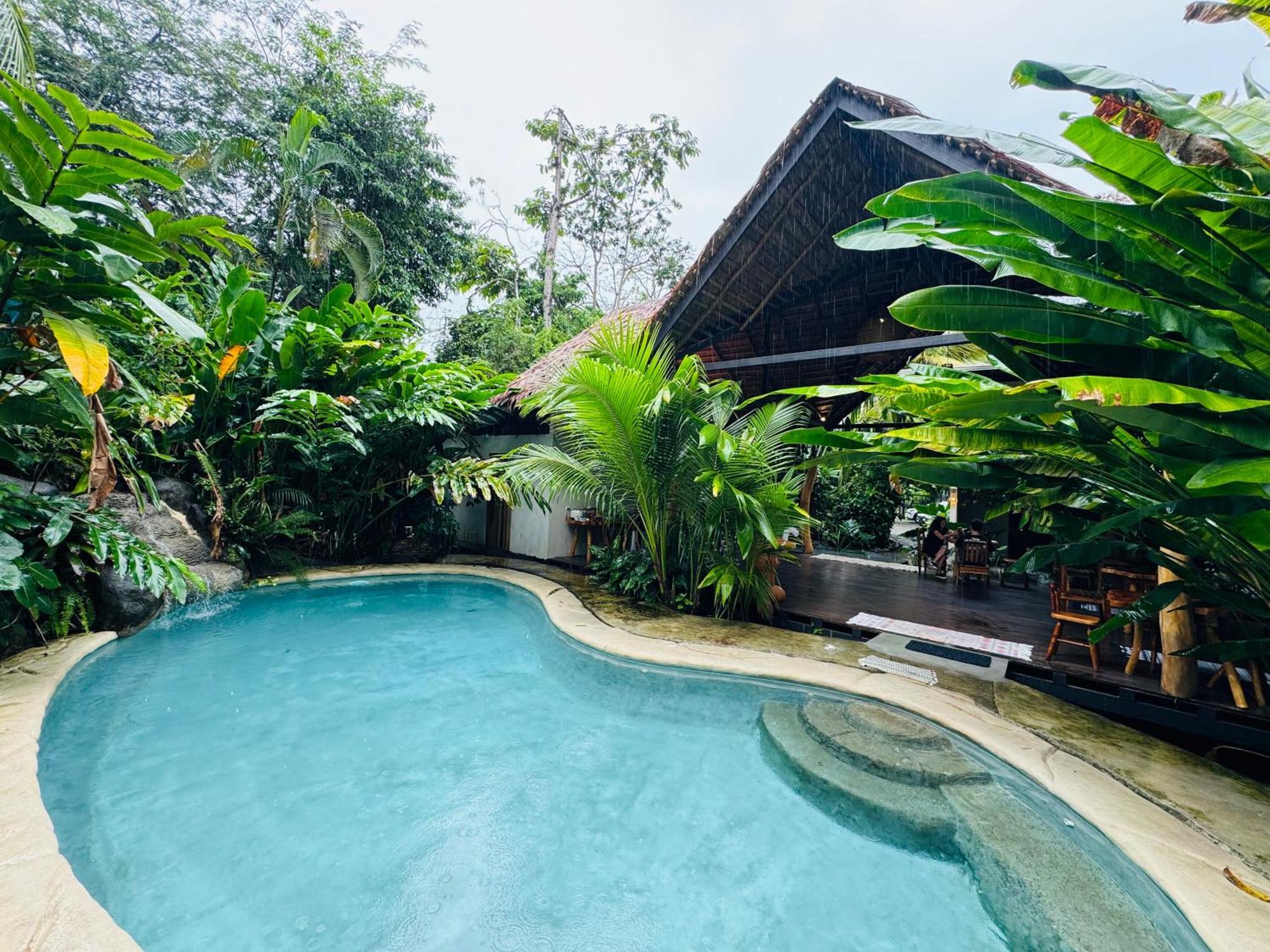 Conga Boutique Hotel Puerto Viejo de Talamanca ภายนอก รูปภาพ